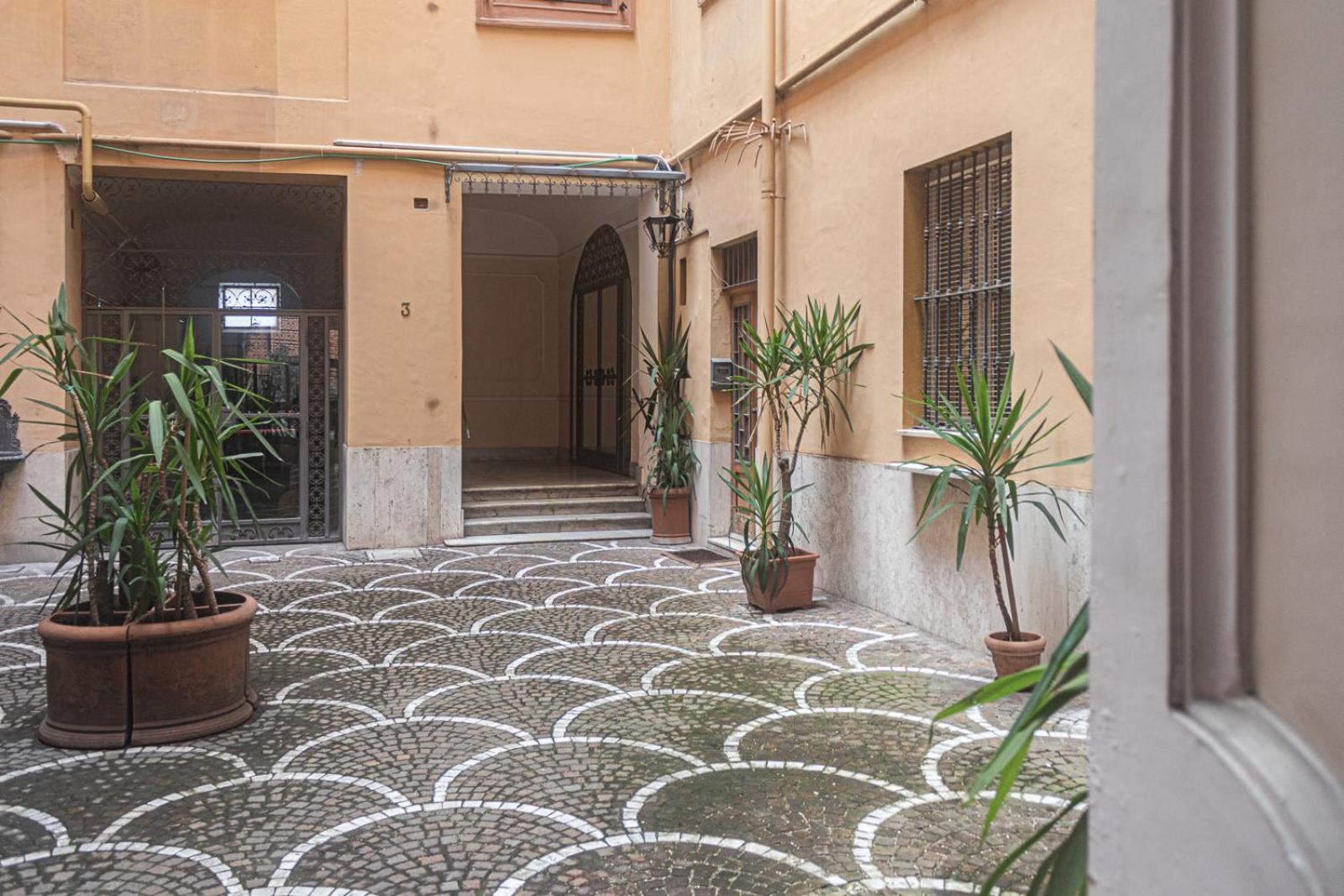 Porta Pia * * * * * - Luxury Flat *